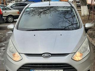 Ford B-Max foto 1