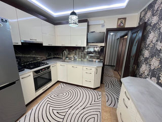 Apartament cu 3 camere, 74 m², Botanica, Chișinău