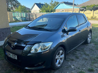 Toyota Auris foto 2