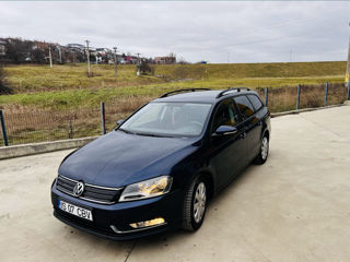 Volkswagen Passat foto 2