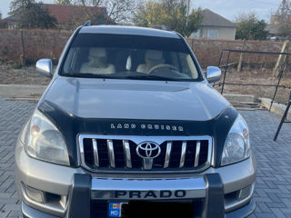 Toyota Land Cruiser Prado foto 2