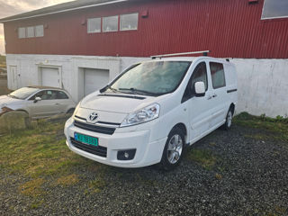 Toyota Proace, 2015 