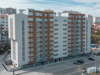 Apartament cu 3 camere, 82 m², Ciocana, Chișinău foto 2