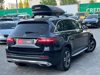 Mercedes GLC foto 4