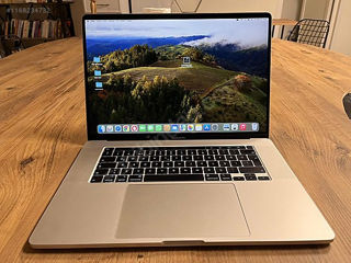 Продам MacBook Pro 15 2019 i7