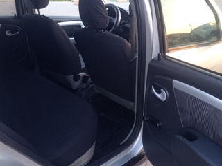 Dacia Logan foto 6