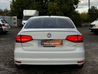 Volkswagen Jetta foto 5