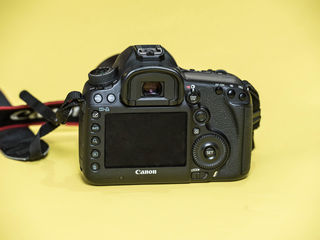 Продам фотоапарат Canon 5D Mark III Body foto 2