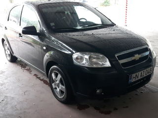 Chevrolet Aveo foto 2