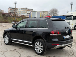 Volkswagen Touareg foto 5