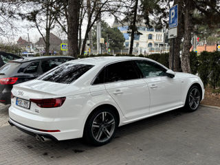 Audi A4 foto 4