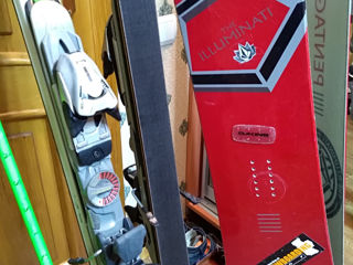 Куплю сноуборд, современные лыжи, снаряжение. Фото на вайбер.