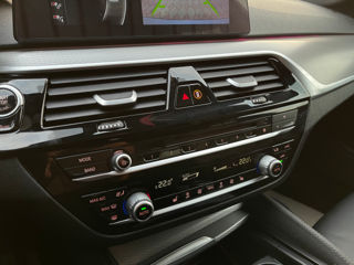 BMW 5 Series foto 12