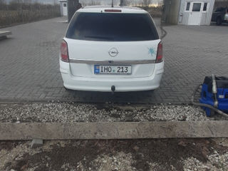 Opel Astra foto 9