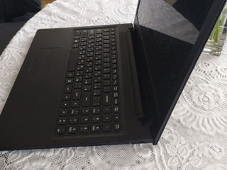 Lenovo IdeaPad (Core i3 5020U / 2.2 GHz, 4 GB RAM,15.6") foto 2