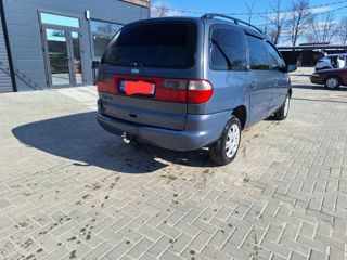 Ford Galaxy foto 3