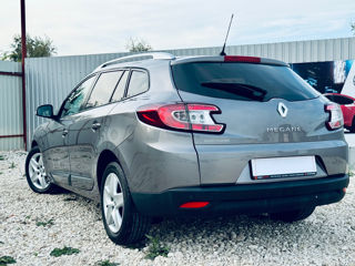 Renault Megane foto 3