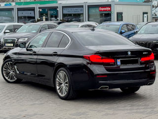 BMW 5 Series foto 5