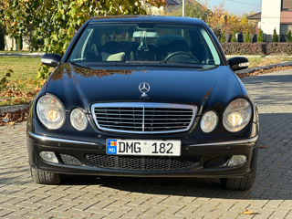 Mercedes E-Class foto 2