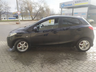 Mazda 2 foto 8