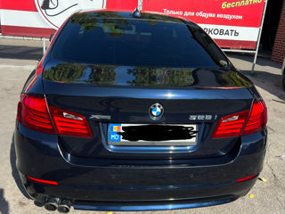 BMW 5 Series foto 7