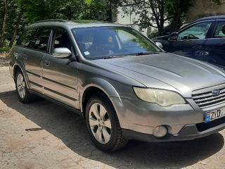 Subaru Outback foto 2