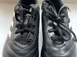 Vand ghete fotbal Adidas pt copii. Culoarea negru. Marimea 34 foto 2