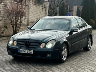 Mercedes E-Class foto 3