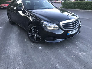 Mercedes E-Class foto 4