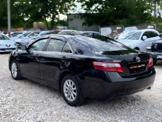 Toyota Camry foto 4