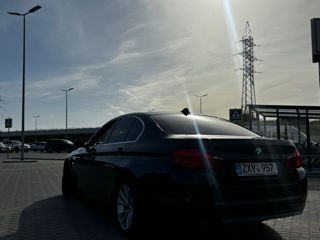 BMW 5 Series foto 4