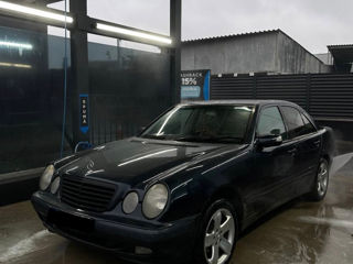 Mercedes E-Class