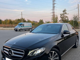 Mercedes E-Class foto 7