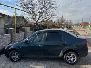 Dacia Logan foto 10