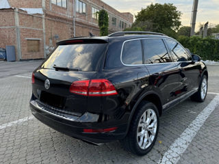 Volkswagen Touareg foto 3