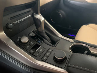 Lexus NX Series foto 4