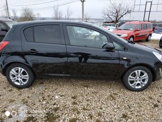 Opel Corsa foto 7