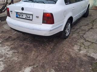 Volkswagen Passat foto 4