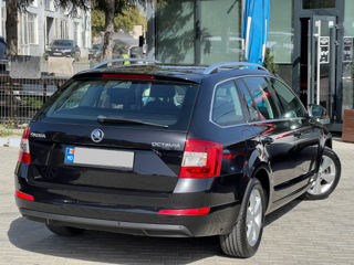 Skoda Octavia foto 3