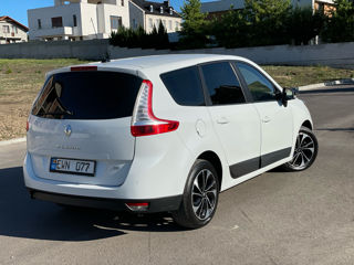 Renault Grand Scenic foto 4