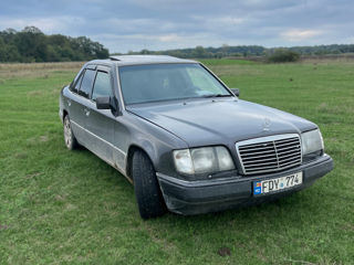 Mercedes Series (W124) foto 5