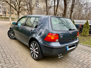 Volkswagen Golf foto 4