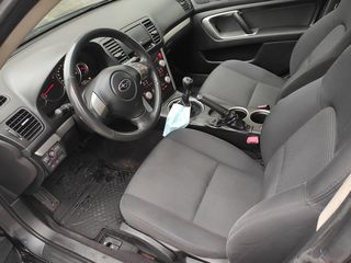 Subaru Legacy foto 5