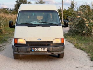 Ford Transit foto 2