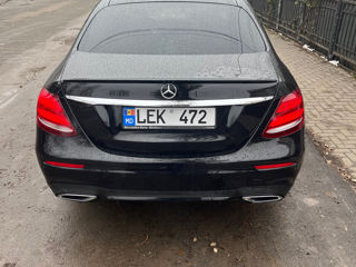 Mercedes E Class foto 4