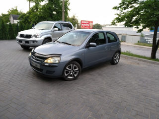 Opel Corsa foto 1