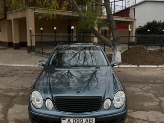 Mercedes E-Class foto 6