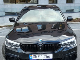 BMW 5 Series foto 3