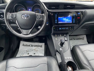 Toyota Auris foto 4