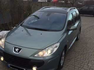 Peugeot 307 foto 1